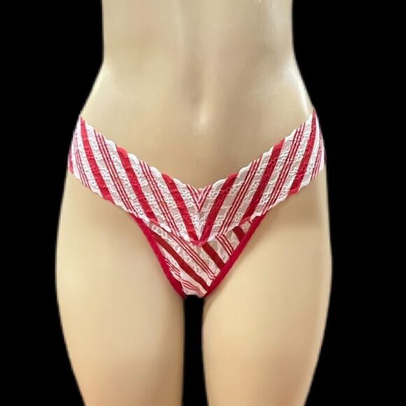 Victorias Secret Christmas and Everyday one size lace glitter thong fits M L - Picture 2 of 8